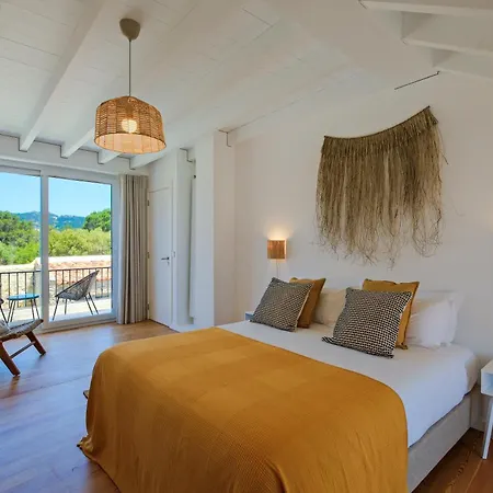 Sea'ya Thoughtful - Juso Villa Aldeia de Juzo