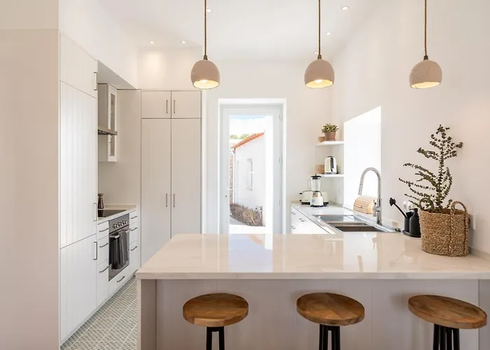 Sea'ya Thoughtful - Juso Aldeia de Juso